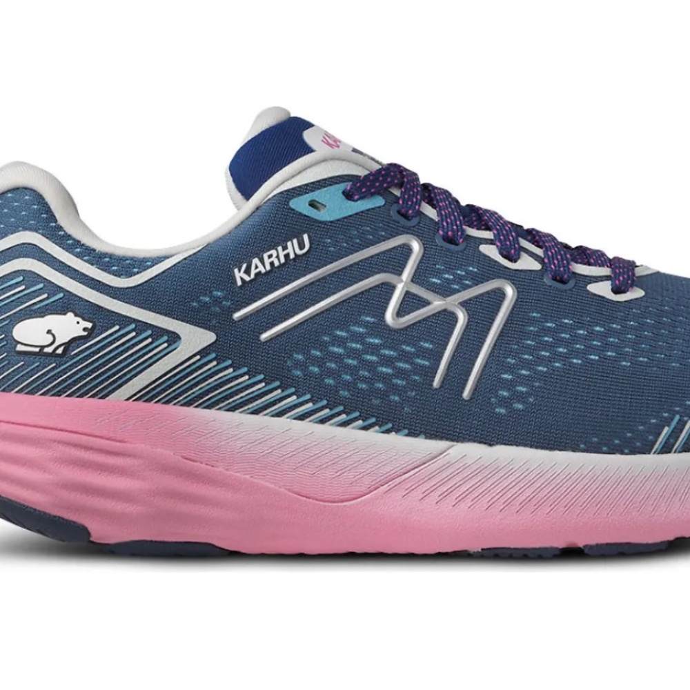 Karhu ikon size 8, perfect condition